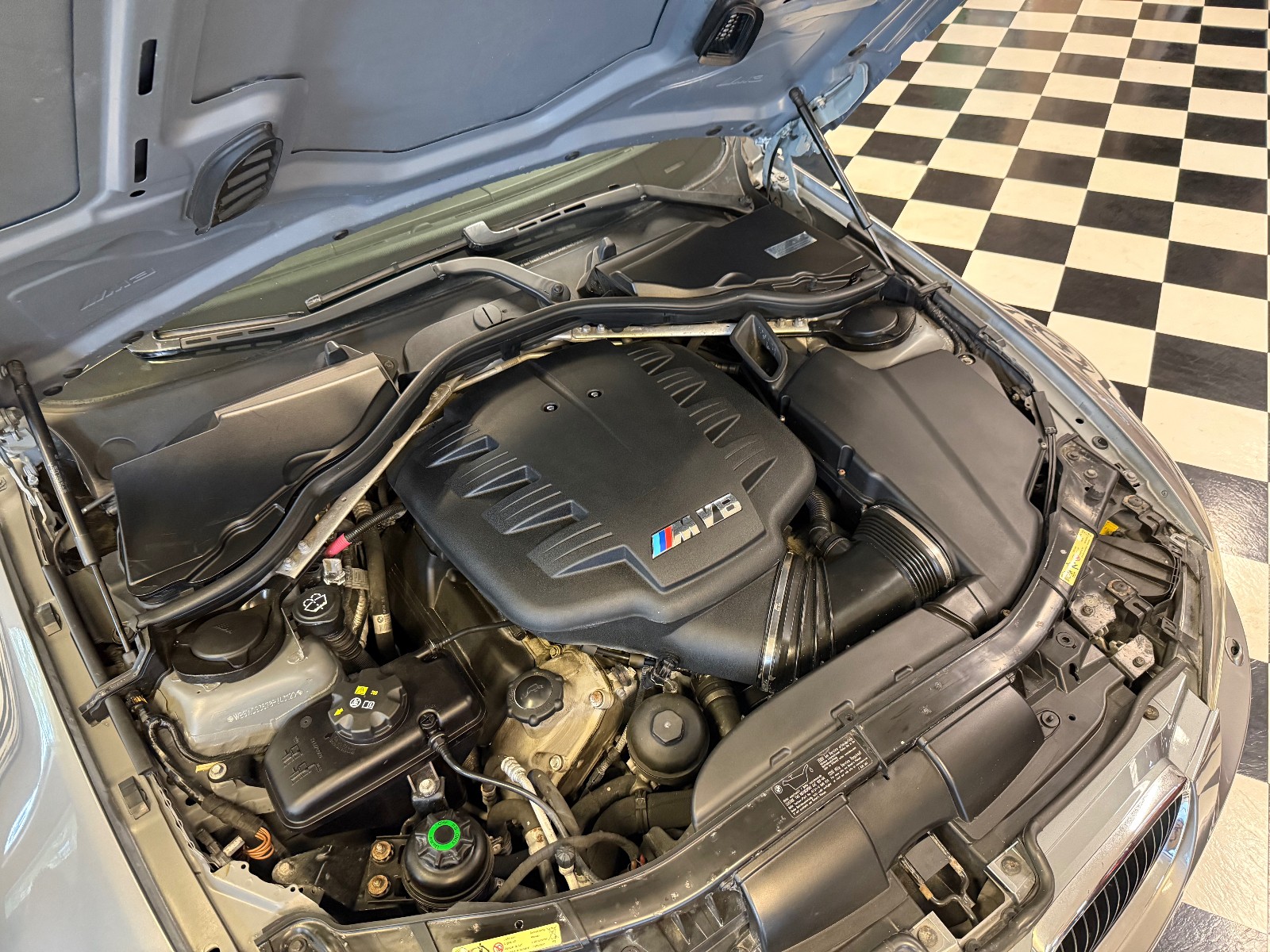 2008 BMW M3 1977