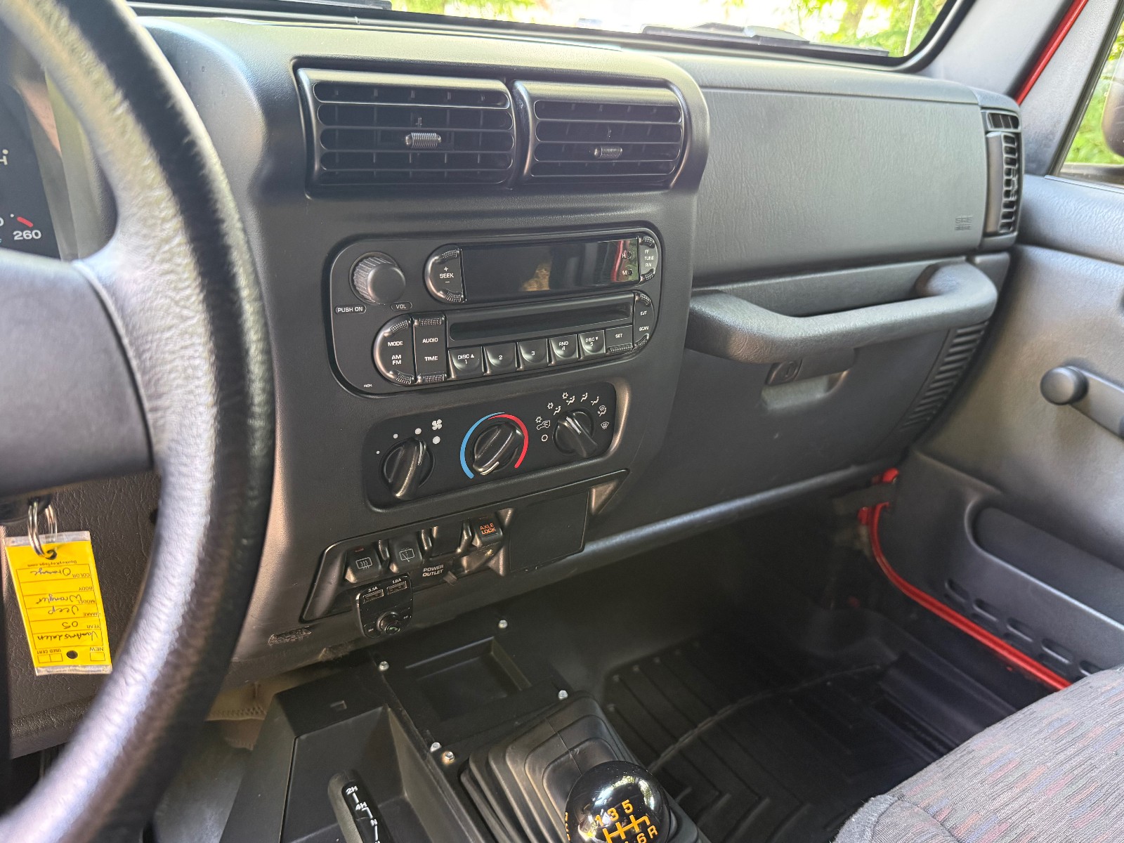 2005 Jeep Rubicon 2033