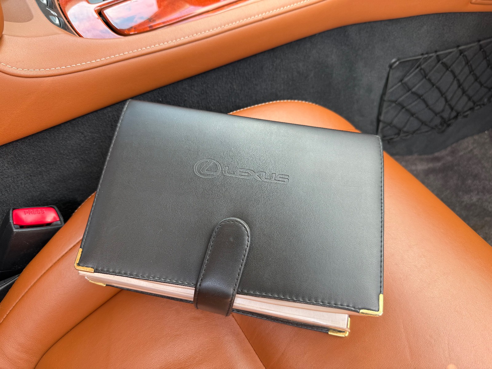 2005 Lexus SC430 2054
