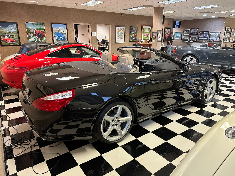 2013 Mercedes Benz SL550 195