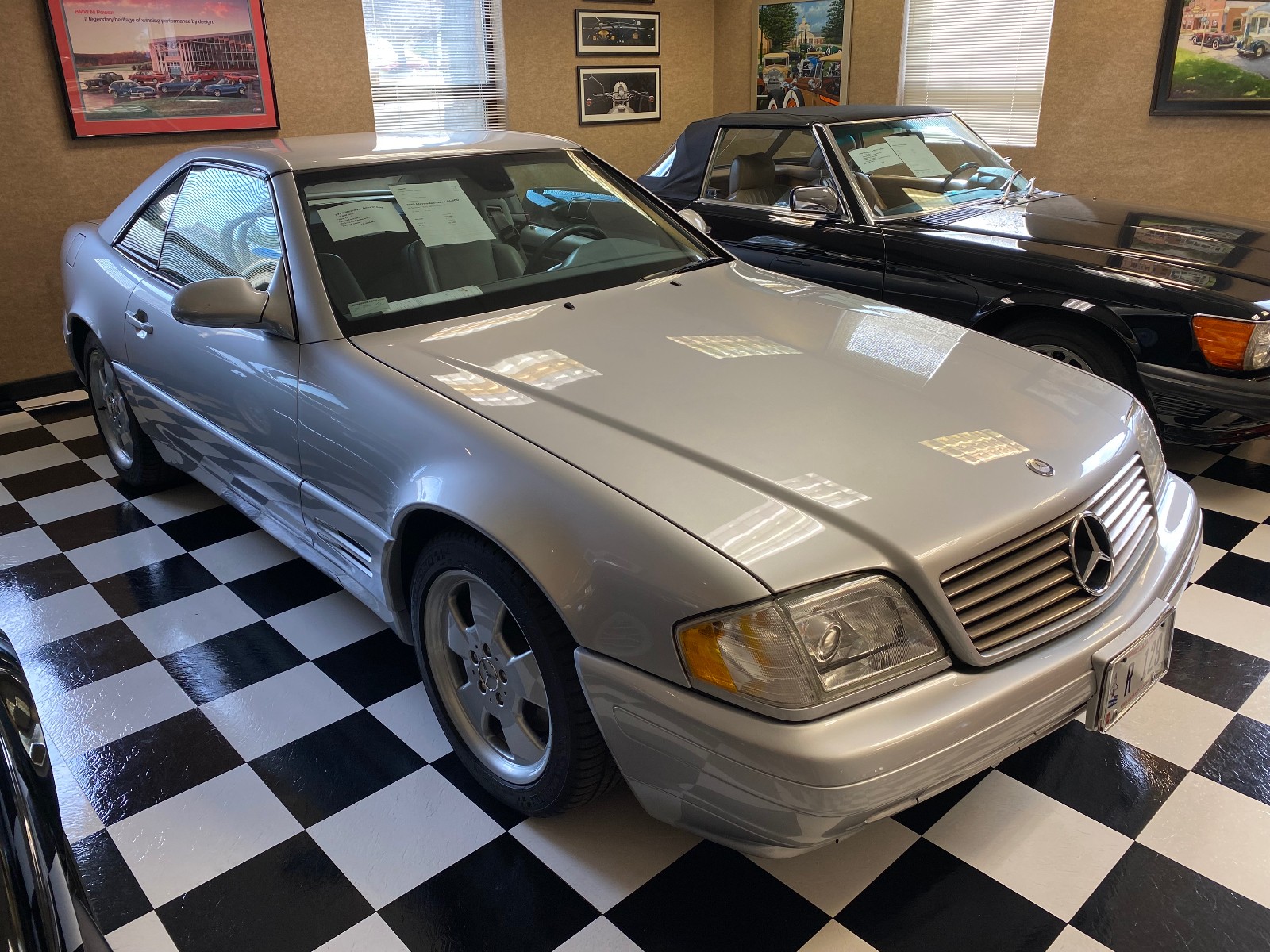 1999 Mercedes Benz  SL500 287