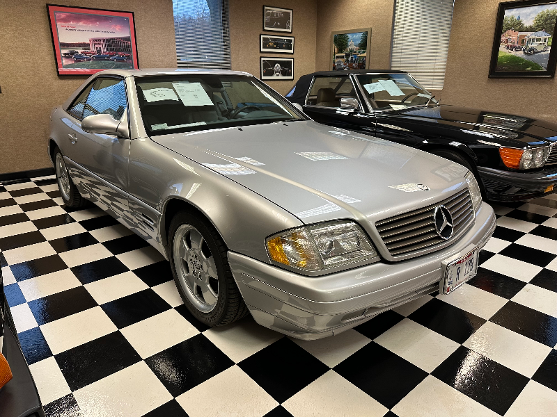 1999 Mercedes Benz  SL500 154