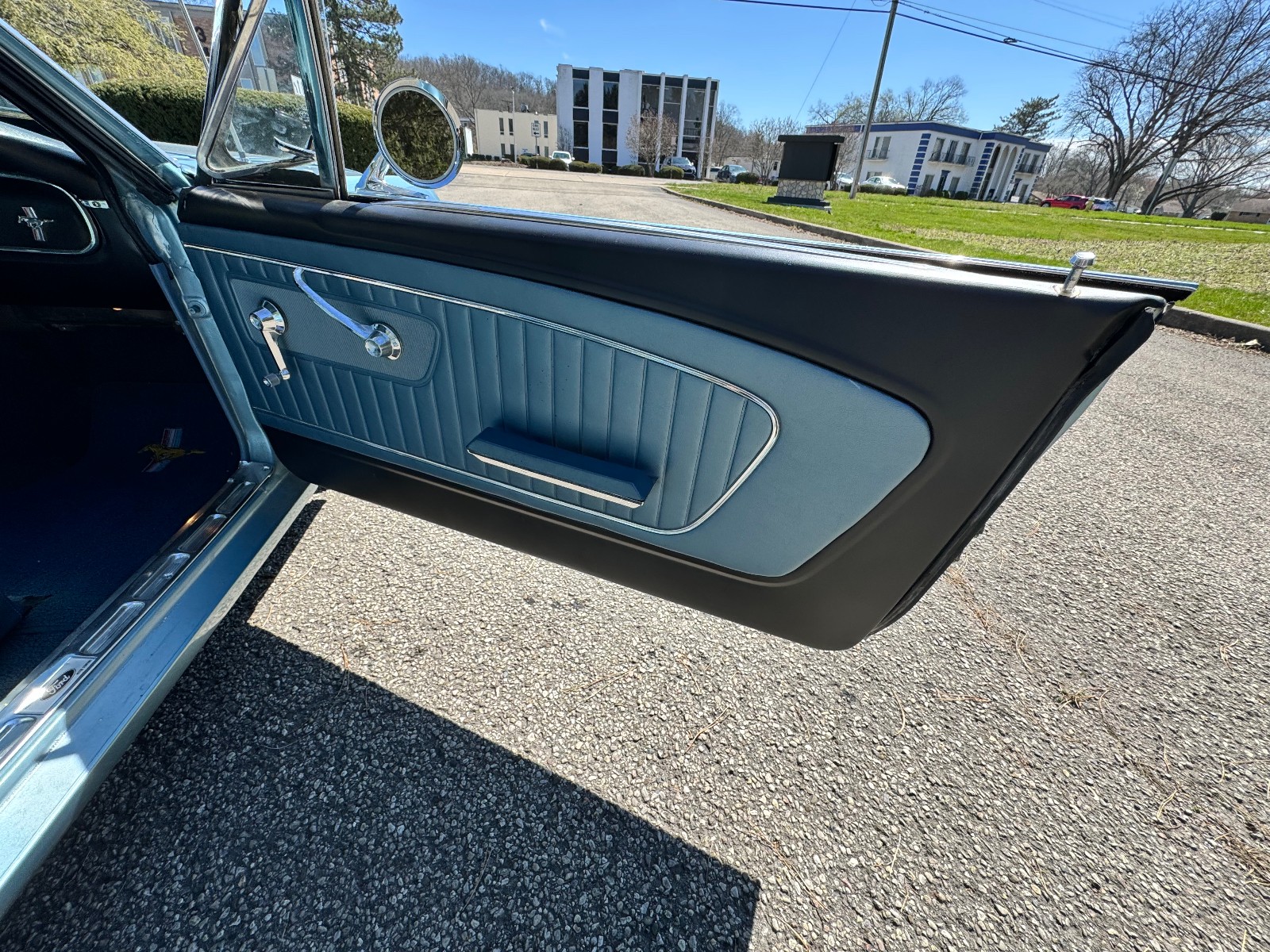 1965 Ford Mustang 589
