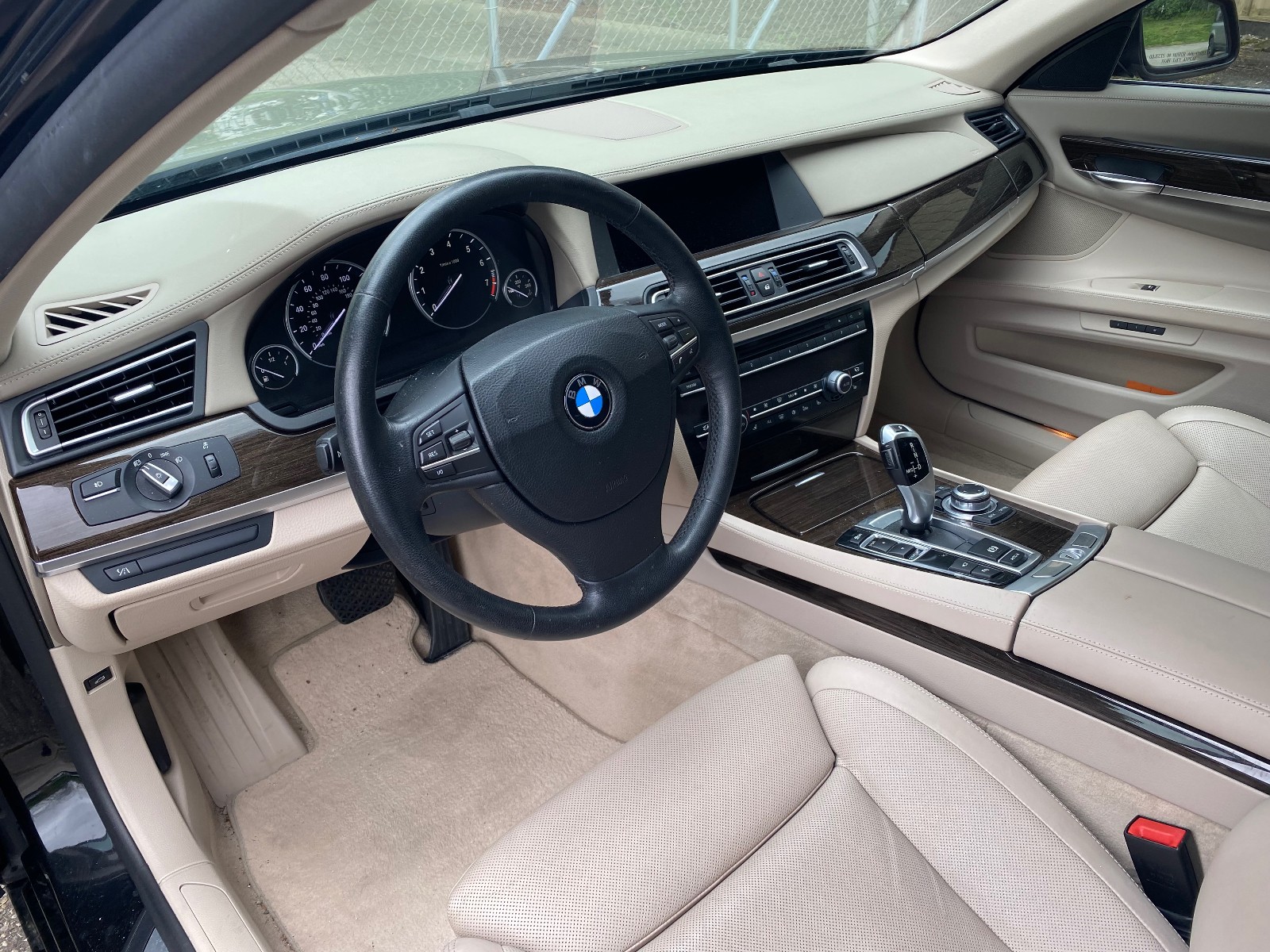 2009 BMW  750Li 662