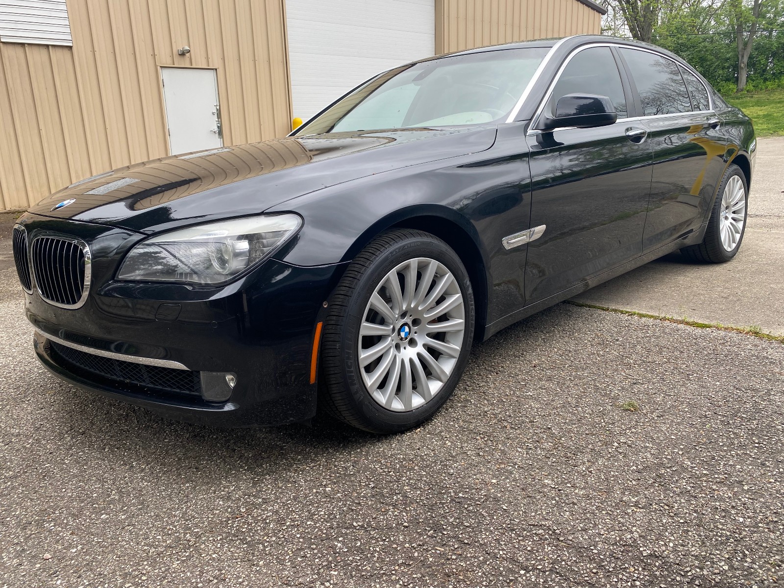 2009 BMW  750Li