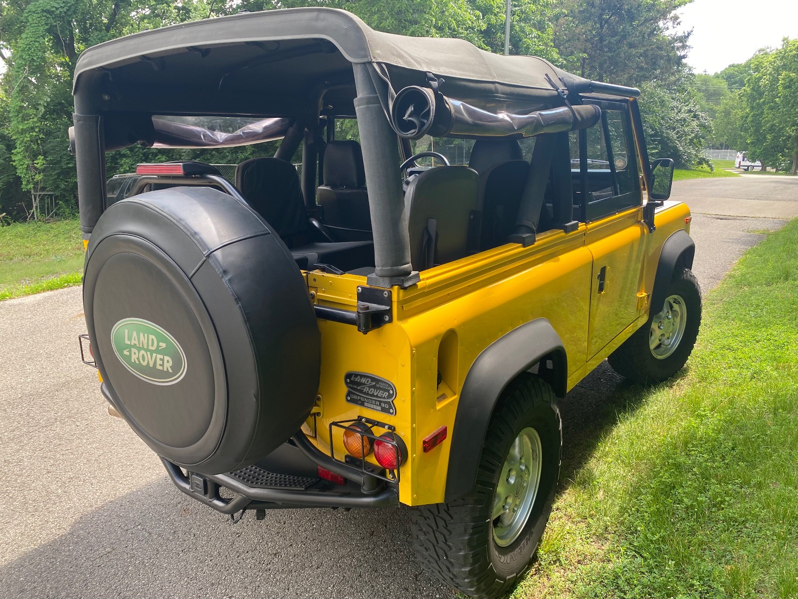 1997 Land Rover D90 NAS 694