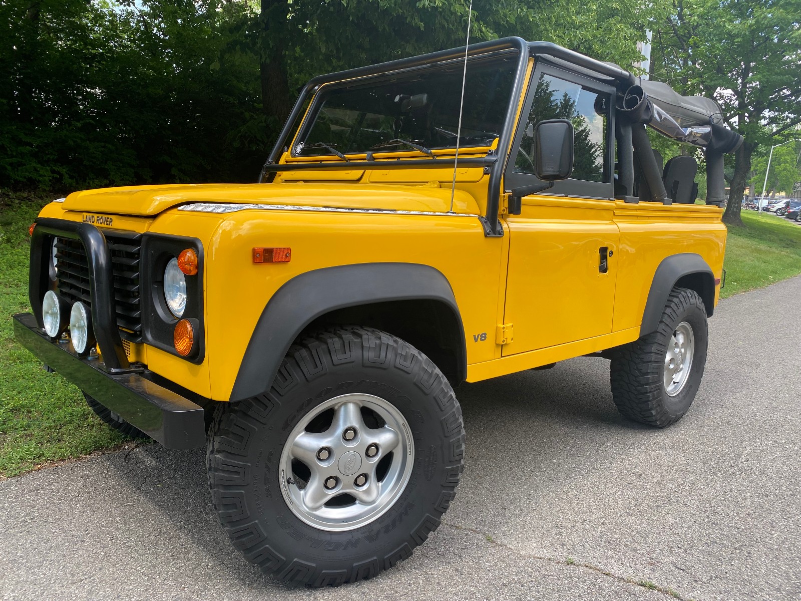 1997 Land Rover D90 NAS 698