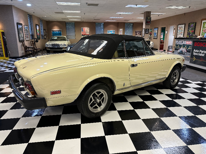 1979 Fiat Spider 2000 245