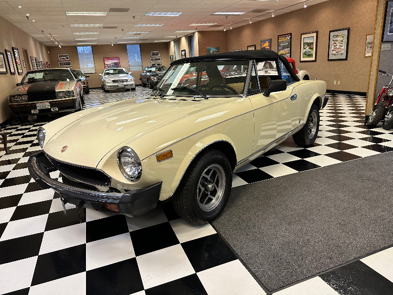 1979 Fiat Spider 2000 244