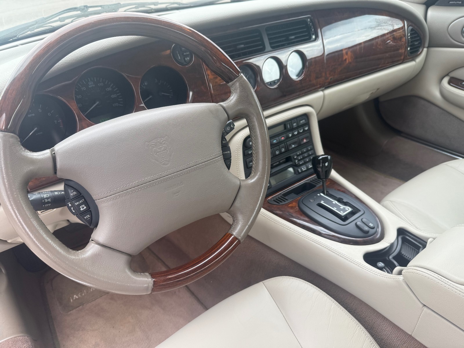 2001 Jaguar XK8 1326