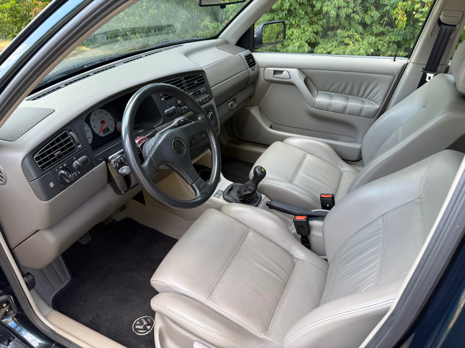 1998 Volkswagen  Jetta  1633