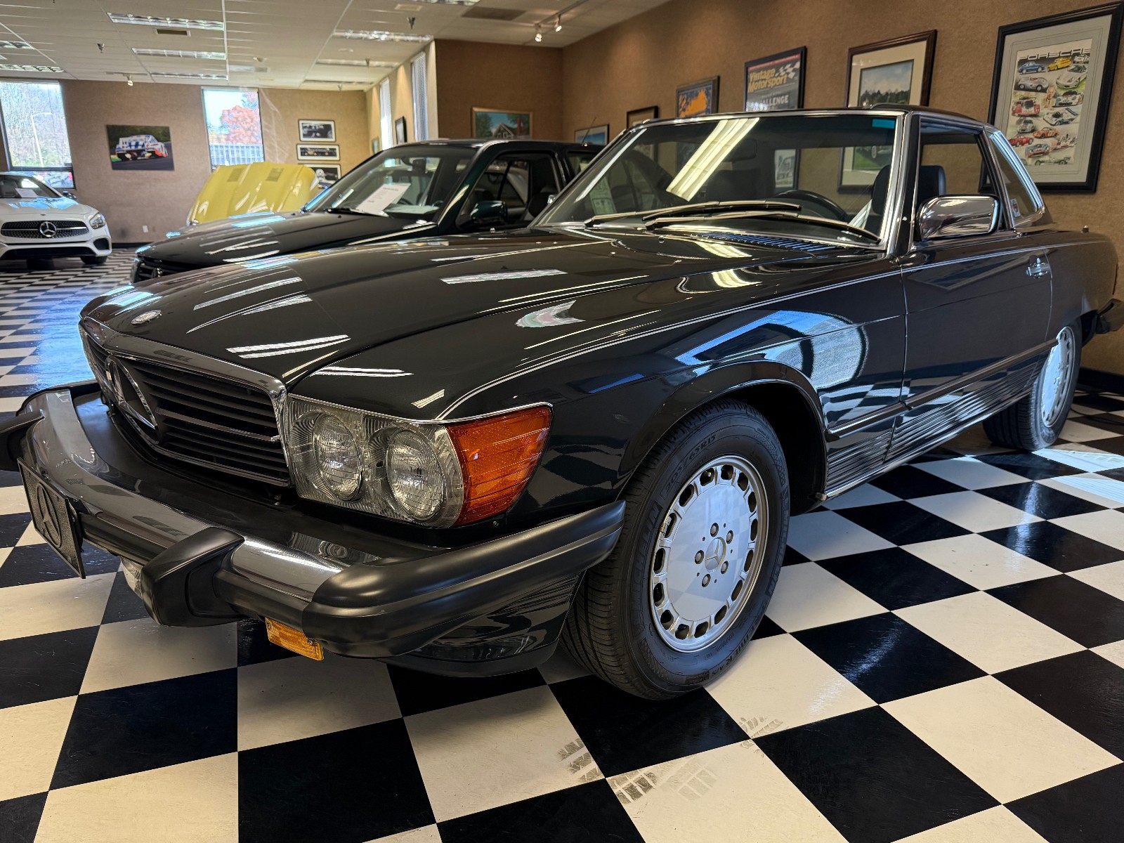1989 Mercedes Benz 560SL