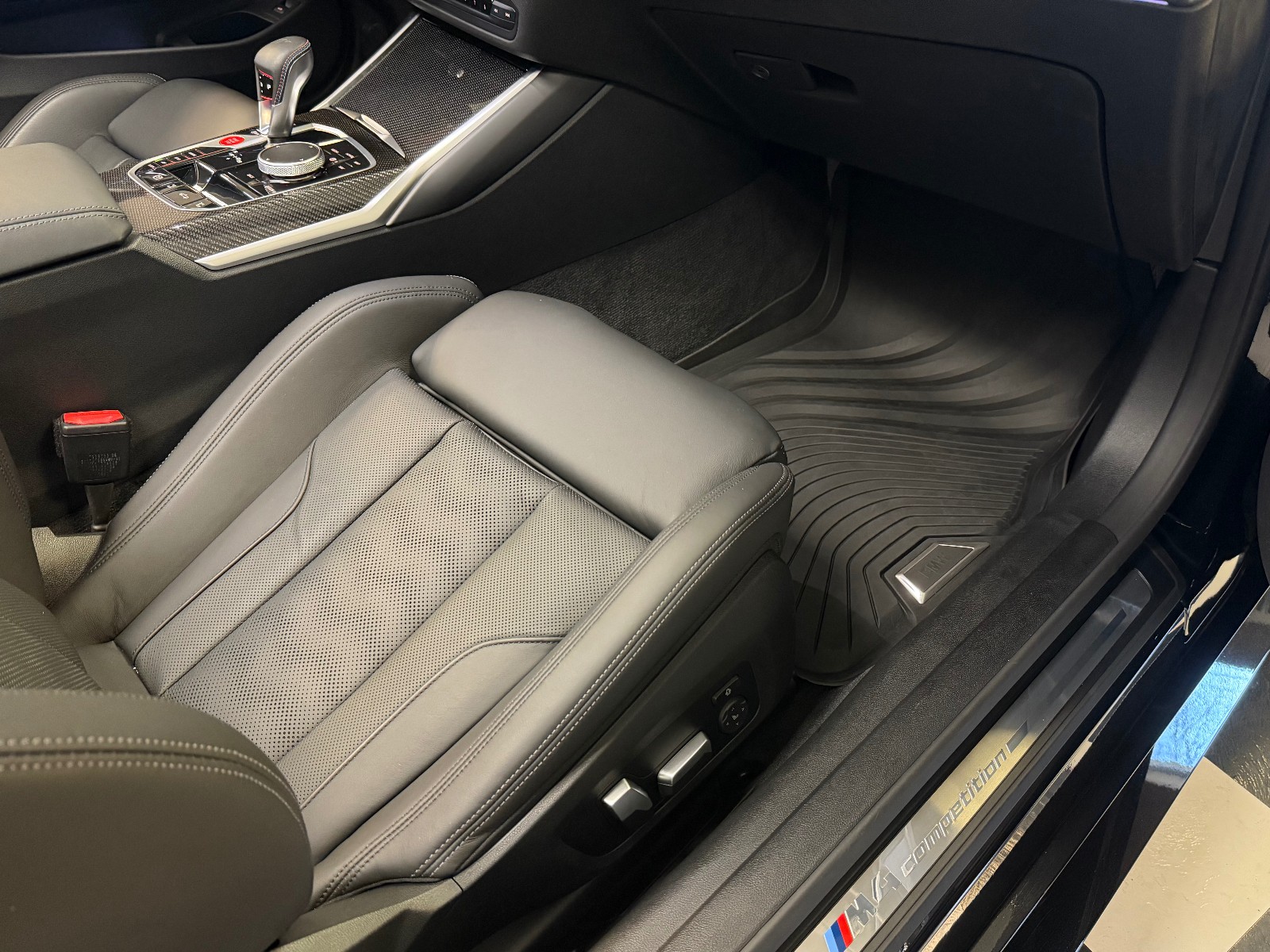 2022 BMW M4 Competition 1821