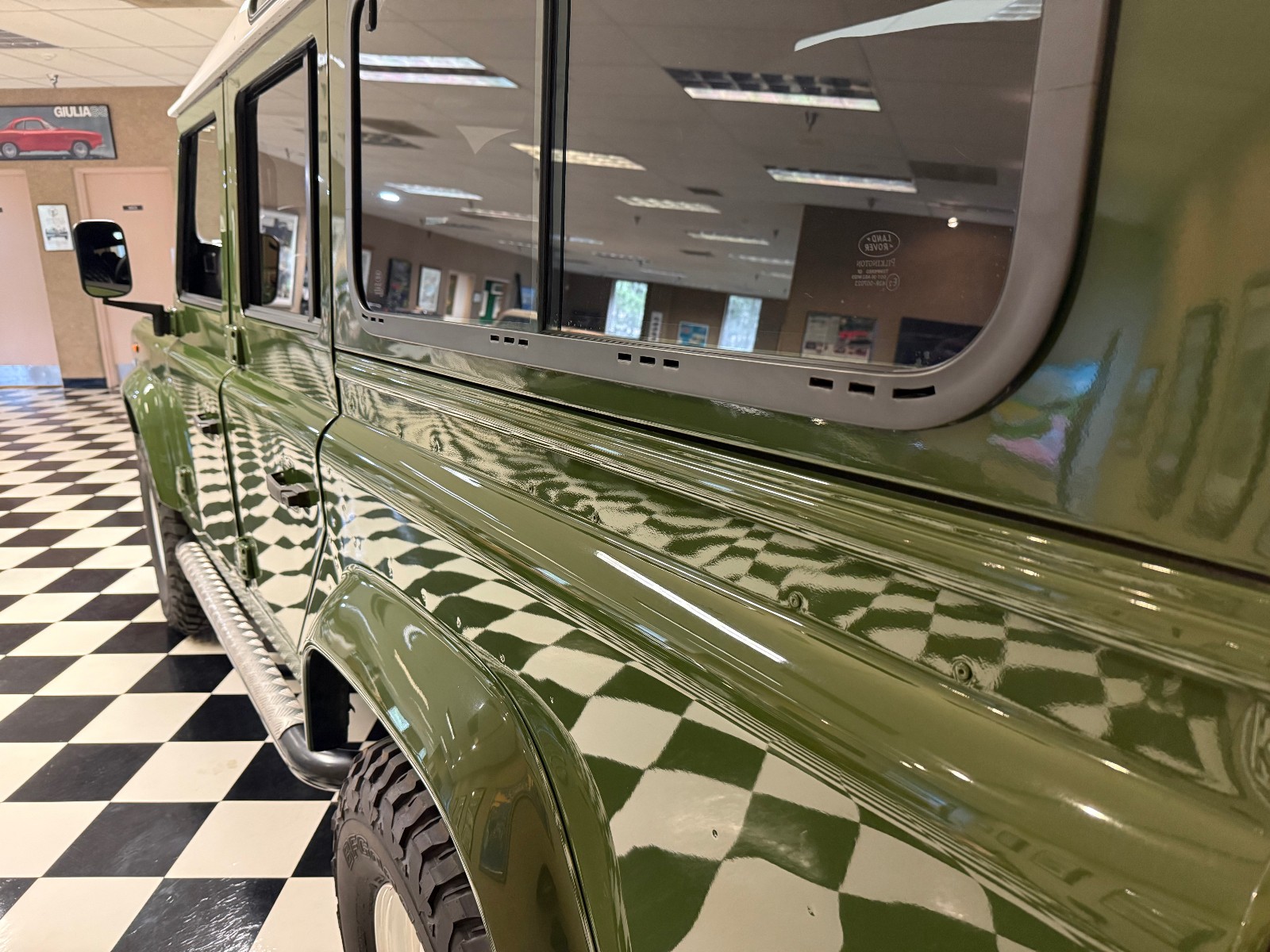 1985 Land Rover Defender 110 Euro Spec 1863